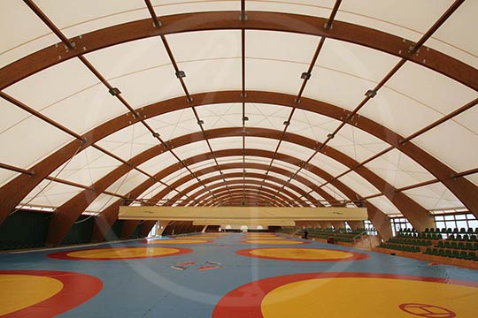 Gluelam wood tent structure 100x30 mt.