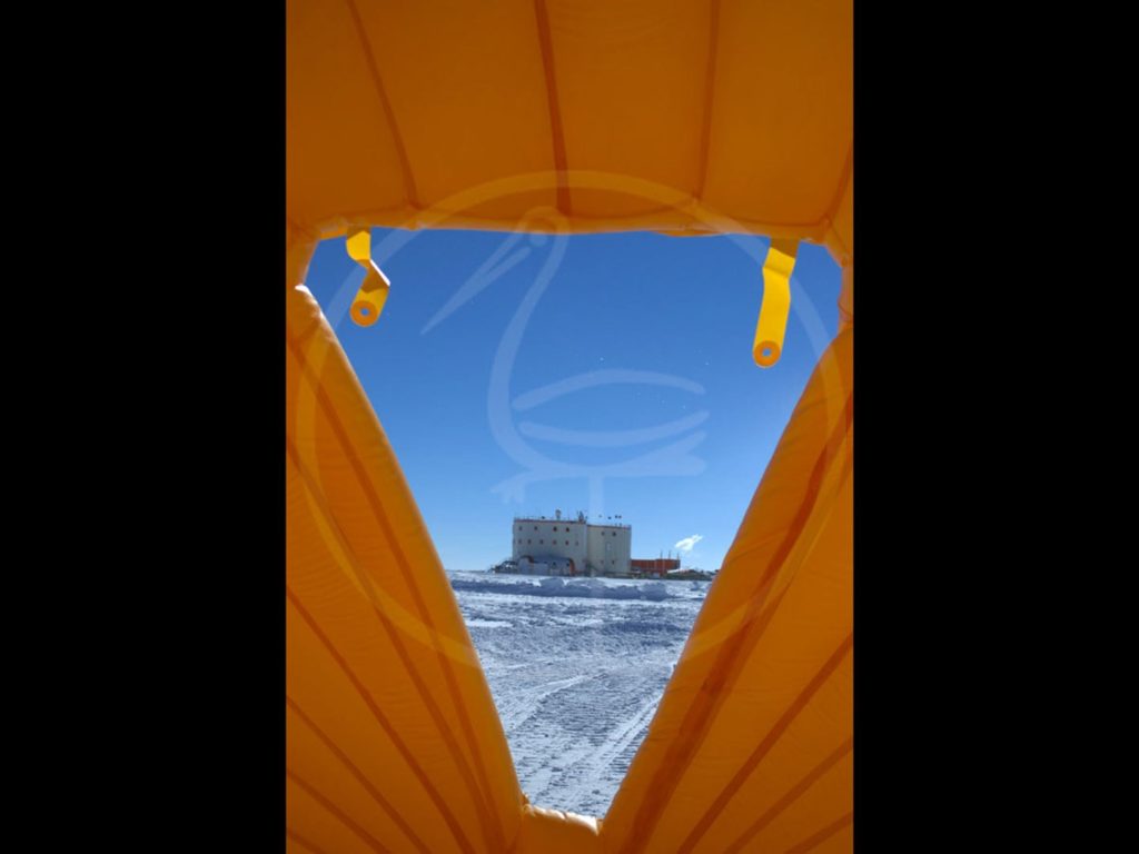 tente gonflable autoportée station italo-française Concordia Antarctide