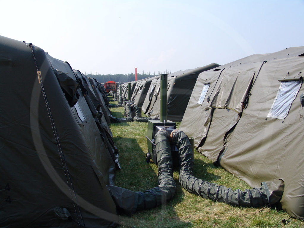 особенность соединения надувных палаток